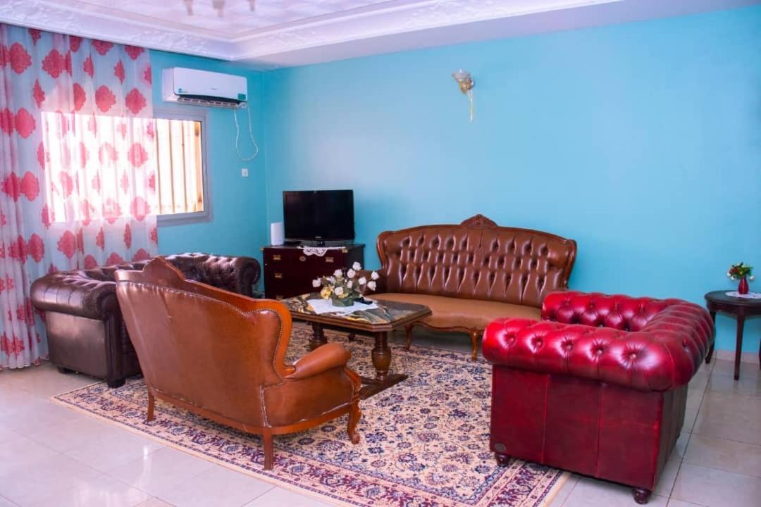 Appartement Meuble 2 Chambres Montee Jouvence Yaoundé Zewnętrze zdjęcie
